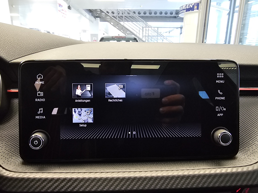 Skoda Scala bei Hoffmann Automobile in Wolfsburg kaufen und sofort mitnehmen - Bild 13