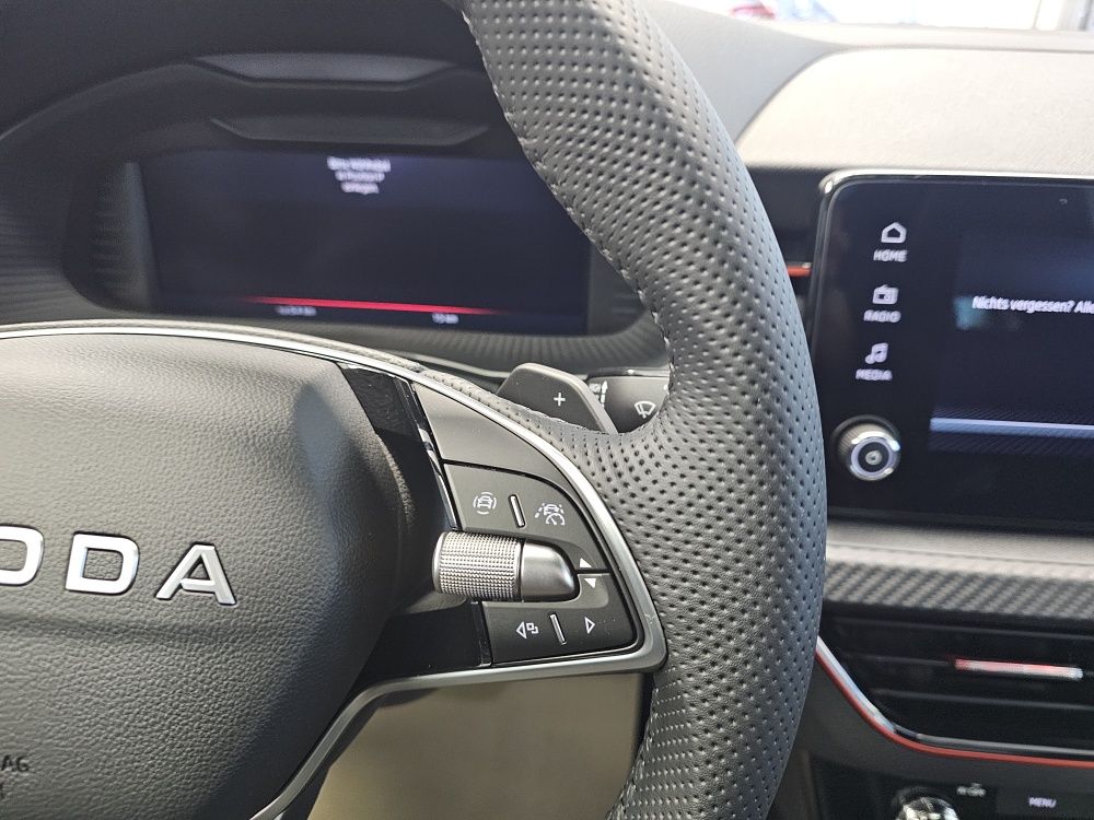 Skoda Scala bei Hoffmann Automobile in Wolfsburg kaufen und sofort mitnehmen - Bild 21