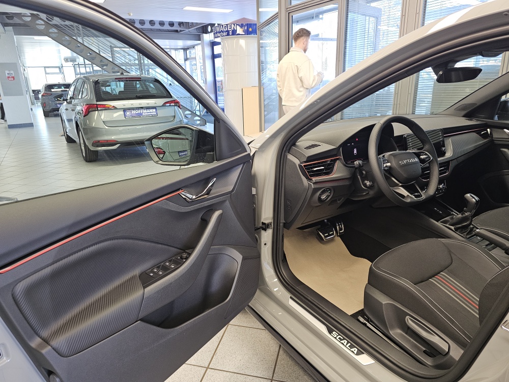 Skoda Scala bei Hoffmann Automobile in Wolfsburg kaufen und sofort mitnehmen - Bild 27