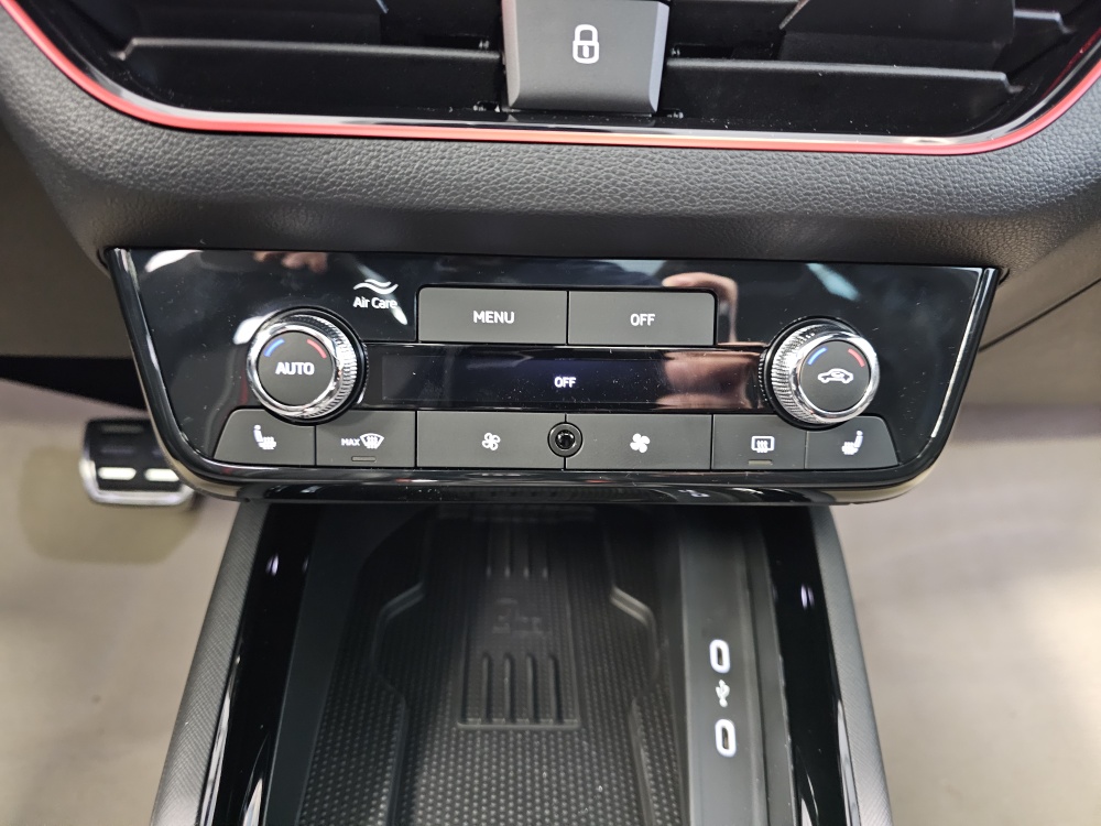 Skoda Scala bei Hoffmann Automobile in Wolfsburg kaufen und sofort mitnehmen - Bild 11