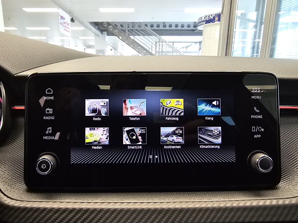 Skoda Scala bei Hoffmann Automobile in Wolfsburg kaufen und sofort mitnehmen - Bild 12