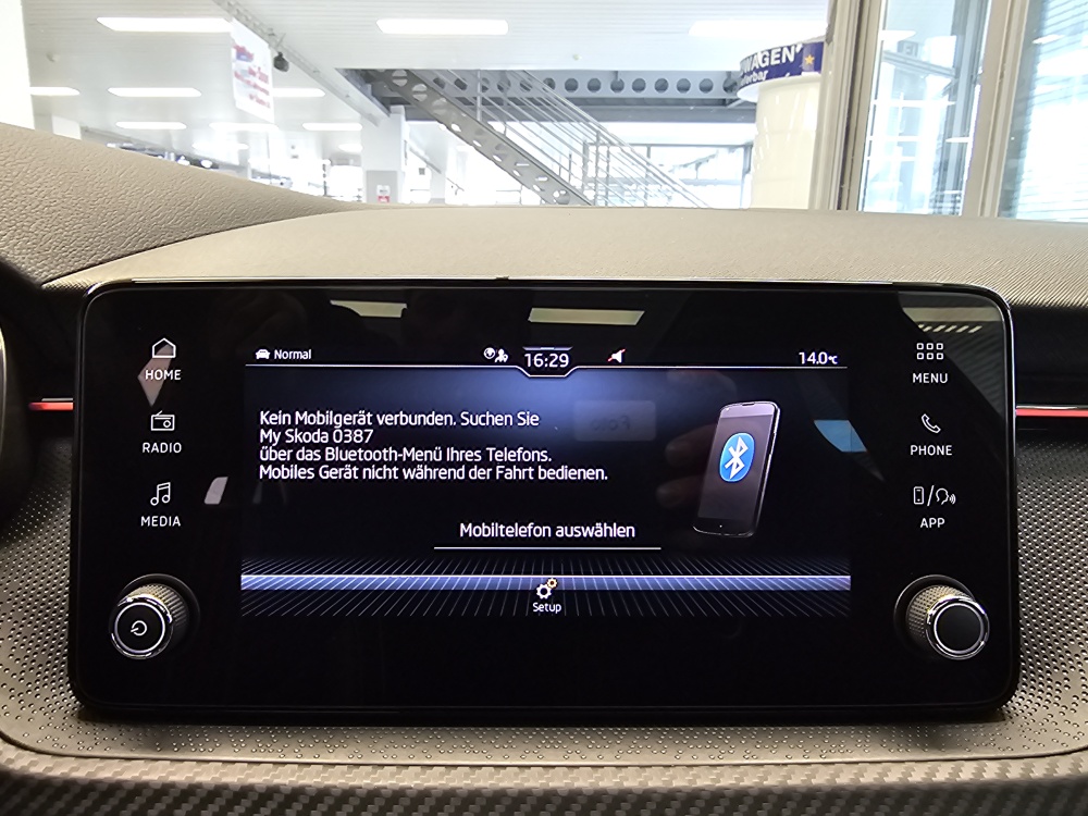 Skoda Scala bei Hoffmann Automobile in Wolfsburg kaufen und sofort mitnehmen - Bild 14