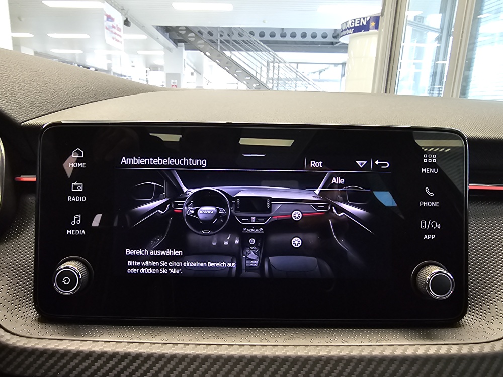 Skoda Scala bei Hoffmann Automobile in Wolfsburg kaufen und sofort mitnehmen - Bild 15