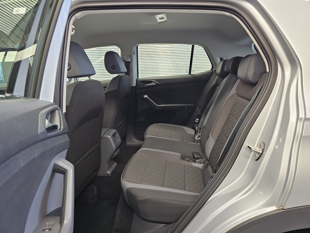 VW T-Cross bei Hoffmann Automobile in Wolfsburg kaufen und sofort mitnehmen - Bild 6