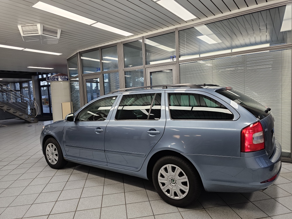 Skoda Octavia Combi bei Hoffmann Automobile in Wolfsburg kaufen und sofort mitnehmen - Bild 18