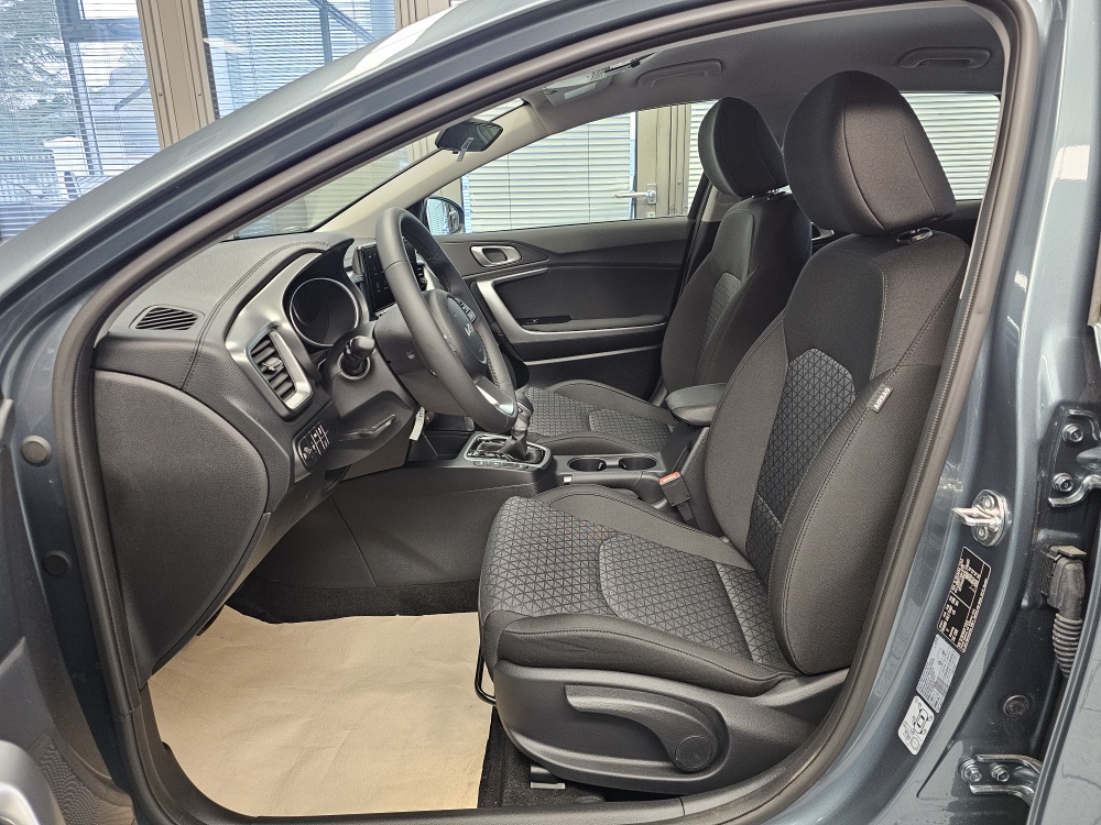 Kia Ceed bei Hoffmann Automobile in Wolfsburg kaufen und sofort mitnehmen - Bild 23