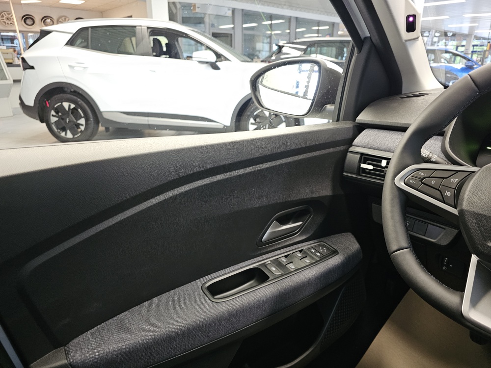 Dacia Sandero bei Hoffmann Automobile in Wolfsburg kaufen und sofort mitnehmen - Bild 17
