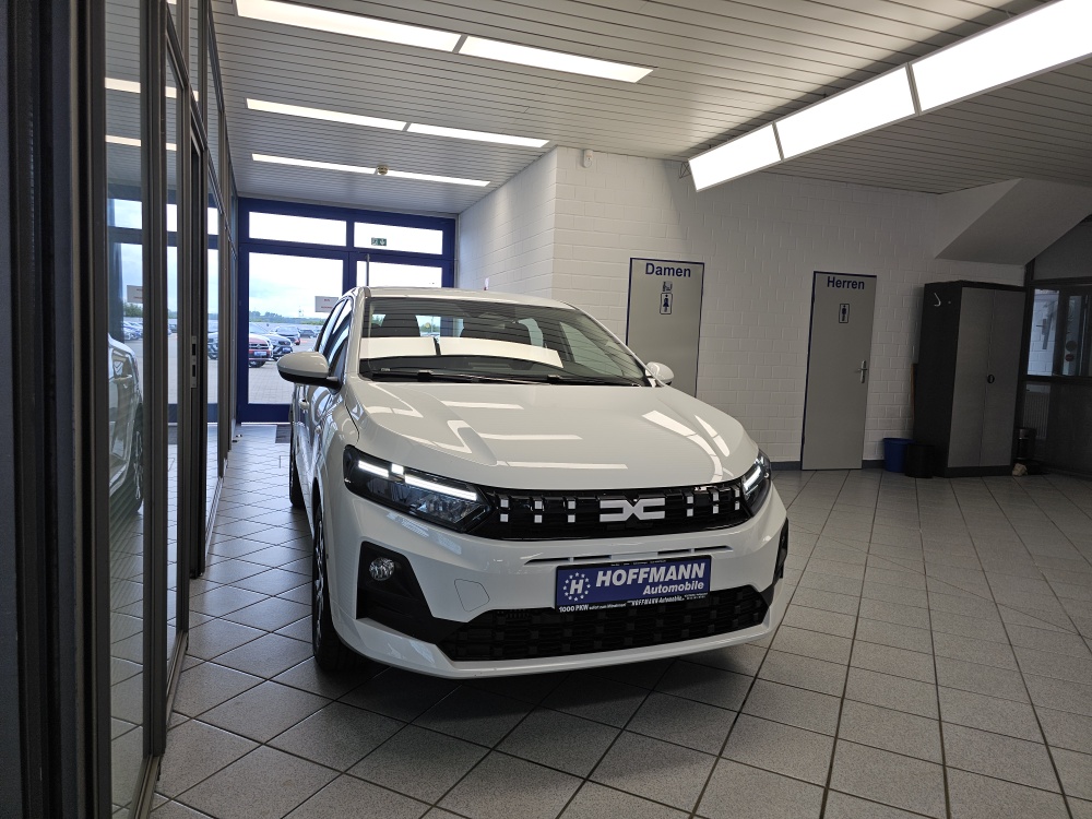 Dacia Sandero bei Hoffmann Automobile in Wolfsburg kaufen und sofort mitnehmen - Bild 26