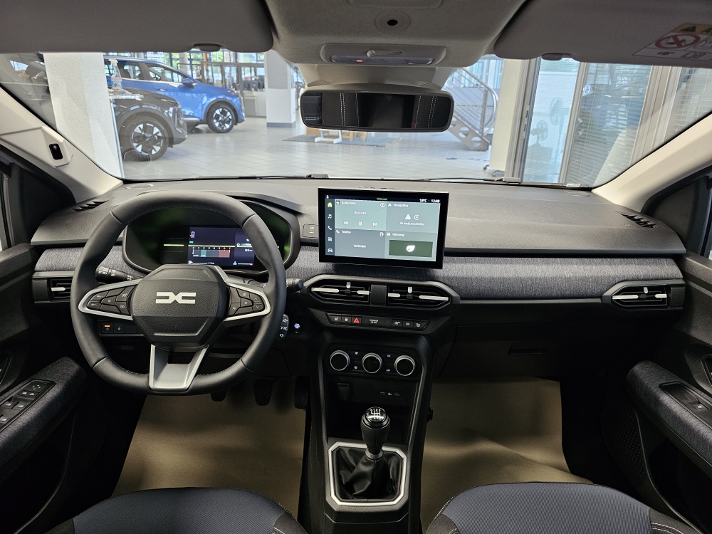 Dacia Sandero bei Hoffmann Automobile in Wolfsburg kaufen und sofort mitnehmen - Bild 6