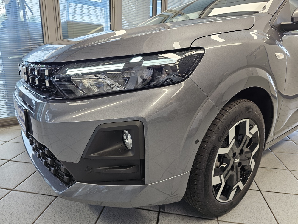 Dacia Sandero bei Hoffmann Automobile in Wolfsburg kaufen und sofort mitnehmen - Bild 23