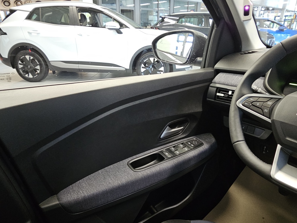 Dacia Sandero bei Hoffmann Automobile in Wolfsburg kaufen und sofort mitnehmen - Bild 16