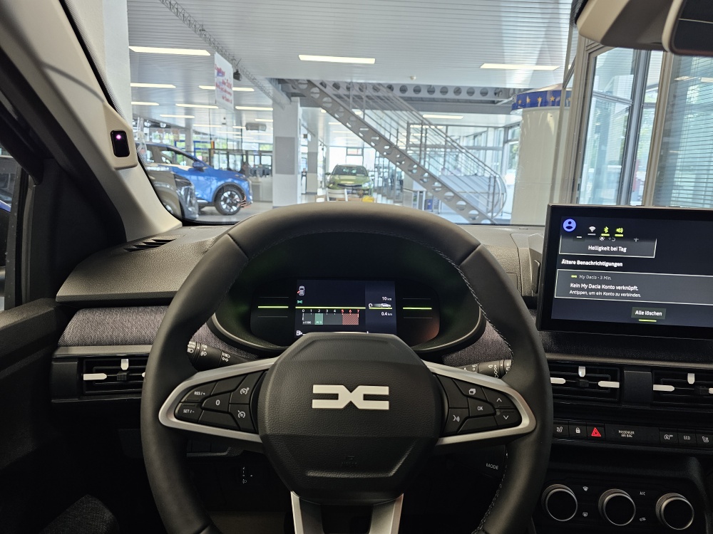 Dacia Sandero bei Hoffmann Automobile in Wolfsburg kaufen und sofort mitnehmen - Bild 18