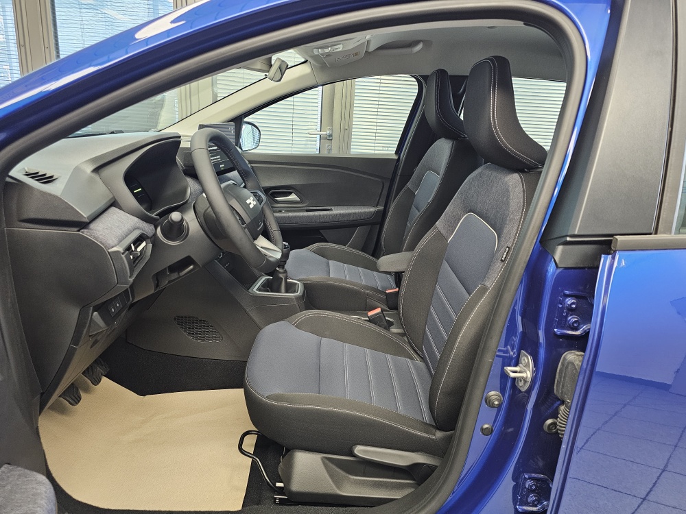 Dacia Sandero bei Hoffmann Automobile in Wolfsburg kaufen und sofort mitnehmen - Bild 21