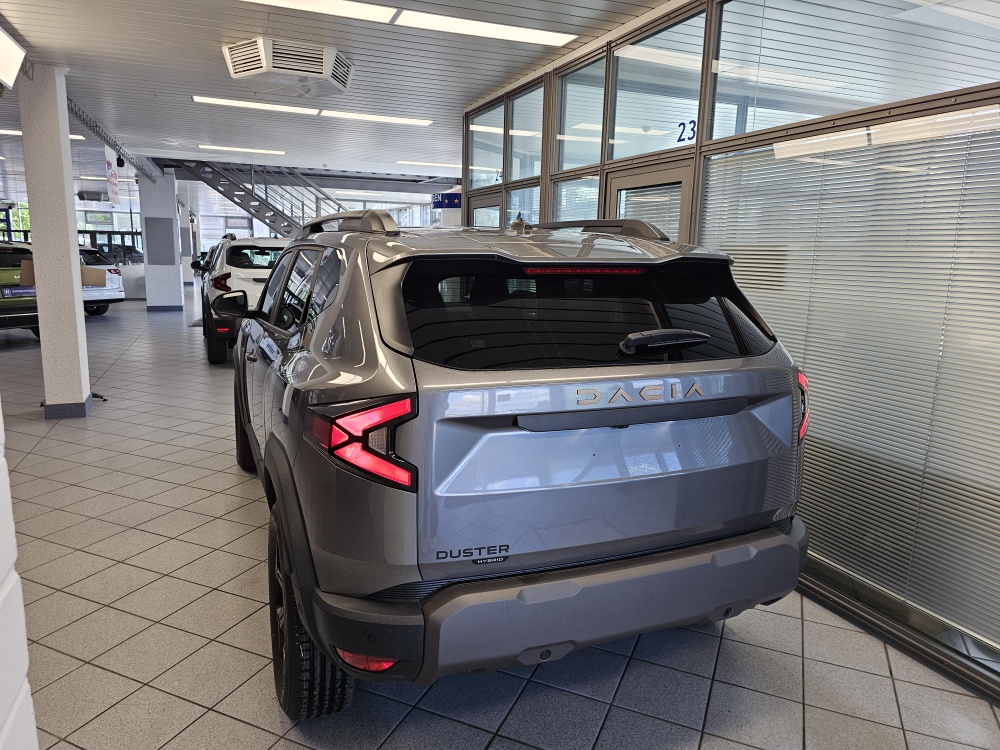 Dacia Duster bei Hoffmann Automobile in Wolfsburg kaufen und sofort mitnehmen - Bild 3