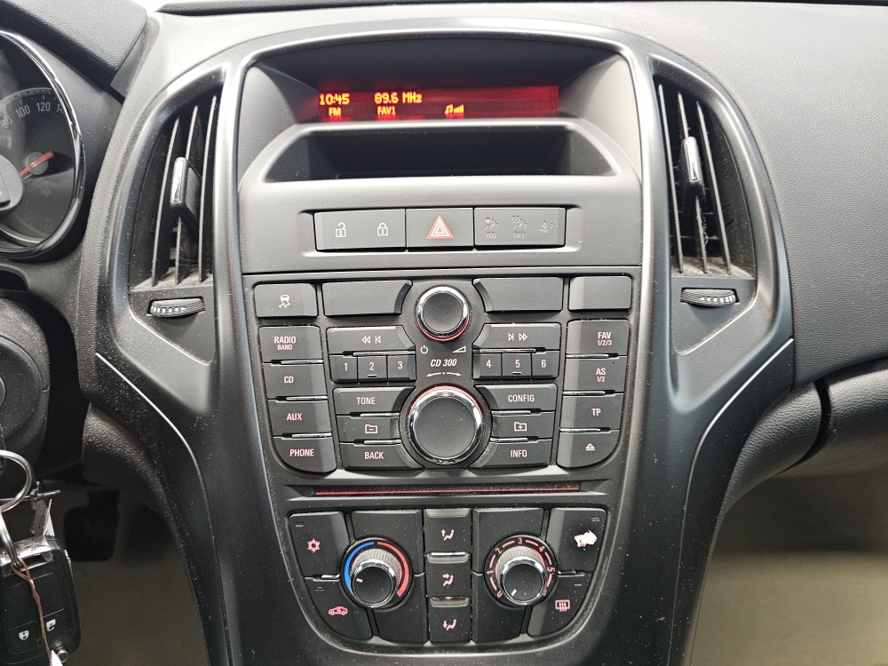 Opel Astra Sports Tourer bei Hoffmann Automobile in Wolfsburg kaufen und sofort mitnehmen - Bild 9