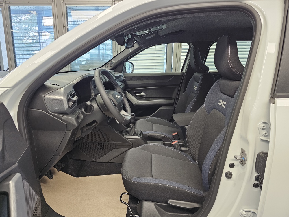 Dacia Duster bei Hoffmann Automobile in Wolfsburg kaufen und sofort mitnehmen - Bild 19