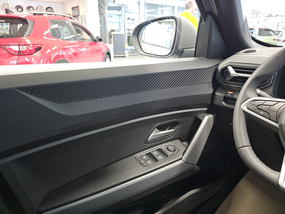 Dacia Duster bei Hoffmann Automobile in Wolfsburg kaufen und sofort mitnehmen - Bild 16