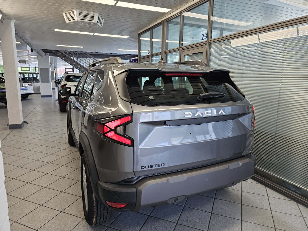 Dacia Duster bei Hoffmann Automobile in Wolfsburg kaufen und sofort mitnehmen - Bild 3