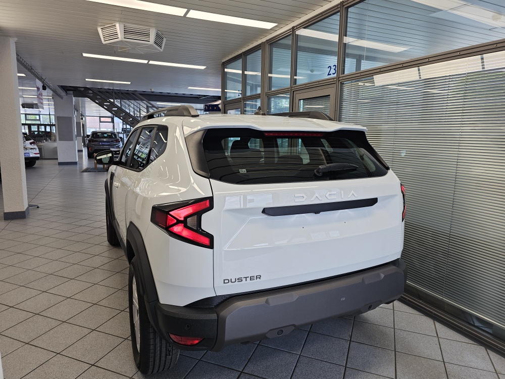 Dacia Duster bei Hoffmann Automobile in Wolfsburg kaufen und sofort mitnehmen - Bild 3