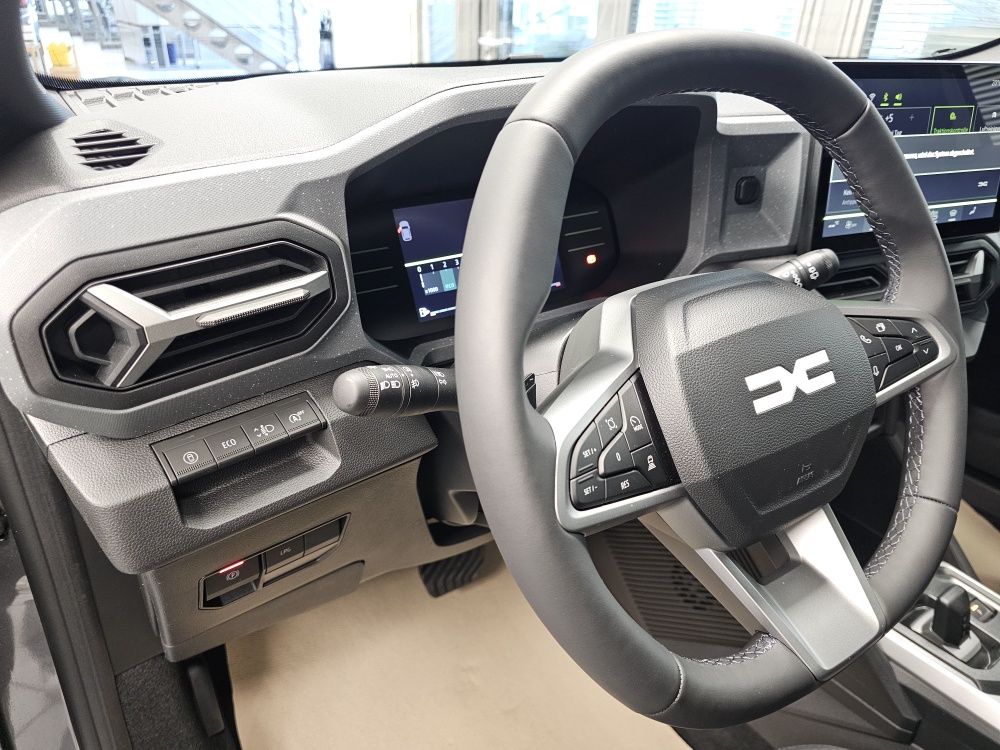 Dacia Duster bei Hoffmann Automobile in Wolfsburg kaufen und sofort mitnehmen - Bild 18
