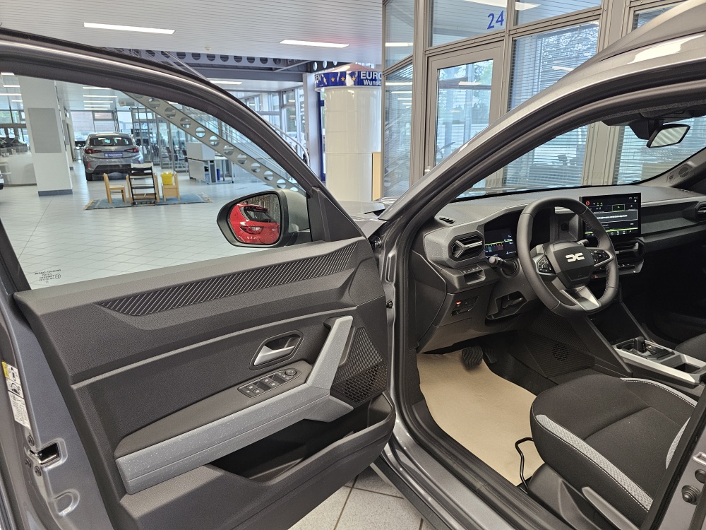Dacia Duster bei Hoffmann Automobile in Wolfsburg kaufen und sofort mitnehmen - Bild 20