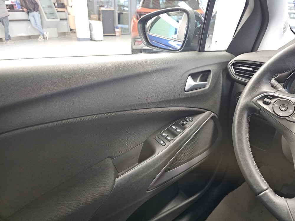 Opel Crossland bei Hoffmann Automobile in Wolfsburg kaufen und sofort mitnehmen - Bild 15