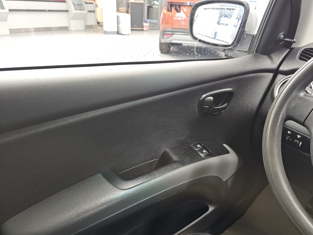 Hyundai i10 bei Hoffmann Automobile in Wolfsburg kaufen und sofort mitnehmen - Bild 8