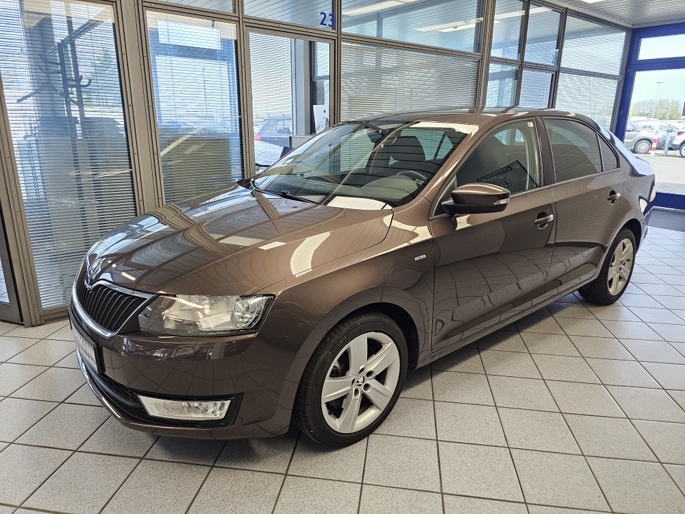 Skoda Rapid Active für nur 7.900,- € bei Hoffmann Automobile in Wolfsburg kaufen und sofort mitnehmen
