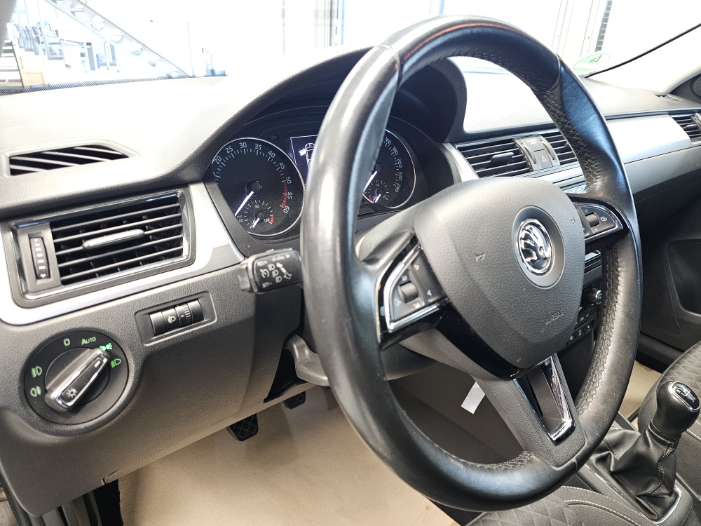 Skoda Rapid bei Hoffmann Automobile in Wolfsburg kaufen und sofort mitnehmen - Bild 20