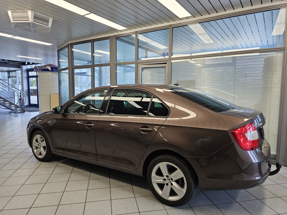 Skoda Rapid bei Hoffmann Automobile in Wolfsburg kaufen und sofort mitnehmen - Bild 23