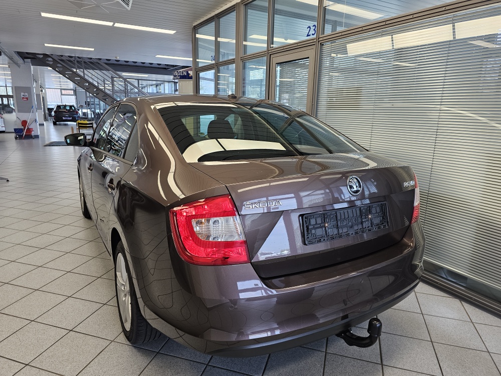Skoda Rapid bei Hoffmann Automobile in Wolfsburg kaufen und sofort mitnehmen - Bild 6