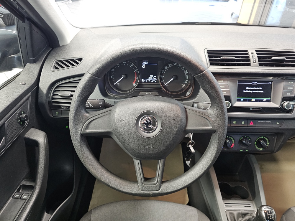 Skoda Fabia bei Hoffmann Automobile in Wolfsburg kaufen und sofort mitnehmen - Bild 12