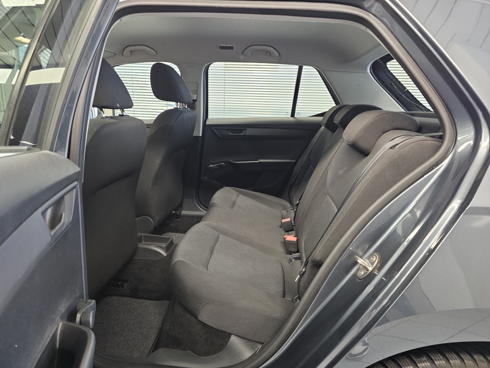 Skoda Fabia bei Hoffmann Automobile in Wolfsburg kaufen und sofort mitnehmen - Bild 4