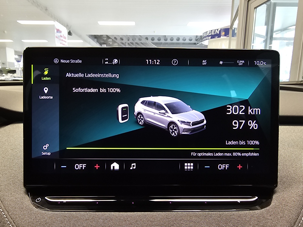 Skoda Enyaq bei Hoffmann Automobile in Wolfsburg kaufen und sofort mitnehmen - Bild 12