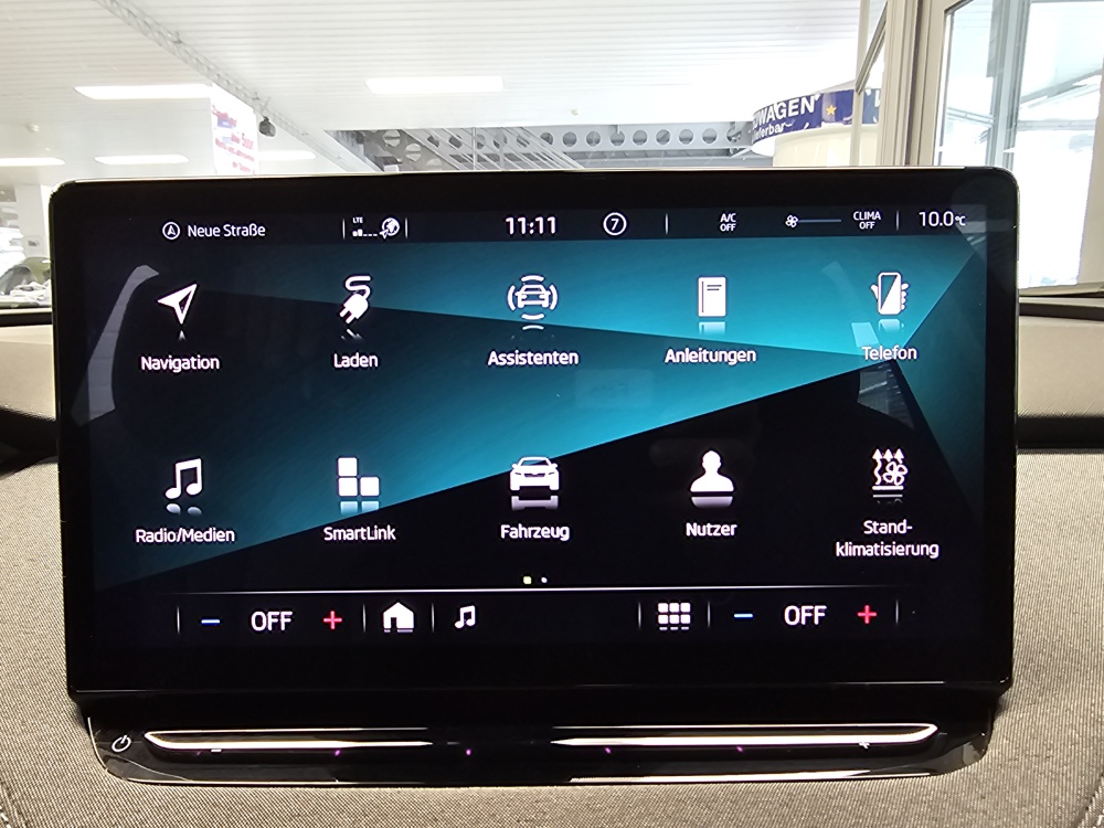 Skoda Enyaq bei Hoffmann Automobile in Wolfsburg kaufen und sofort mitnehmen - Bild 9