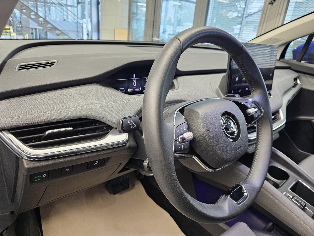 Skoda Enyaq bei Hoffmann Automobile in Wolfsburg kaufen und sofort mitnehmen - Bild 25