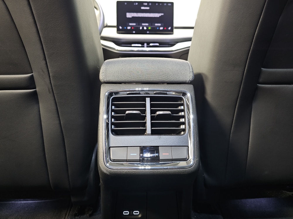 Skoda Enyaq bei Hoffmann Automobile in Wolfsburg kaufen und sofort mitnehmen - Bild 6