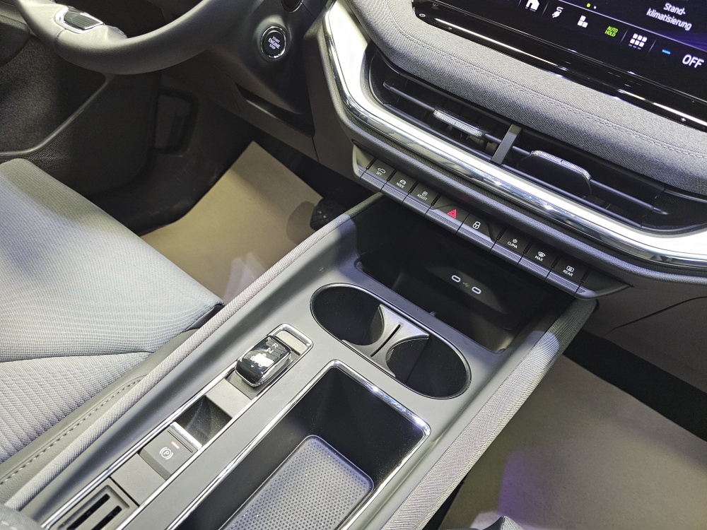 Skoda Enyaq bei Hoffmann Automobile in Wolfsburg kaufen und sofort mitnehmen - Bild 8