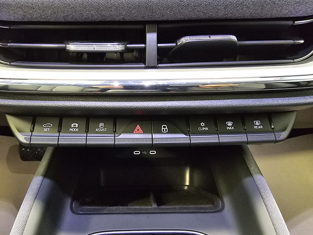 Skoda Enyaq bei Hoffmann Automobile in Wolfsburg kaufen und sofort mitnehmen - Bild 9