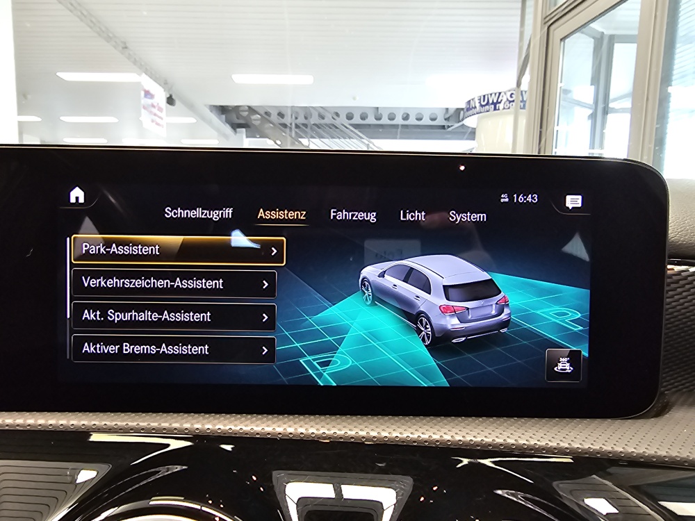 Mercedes-Benz A 200 bei Hoffmann Automobile in Wolfsburg kaufen und sofort mitnehmen - Bild 18