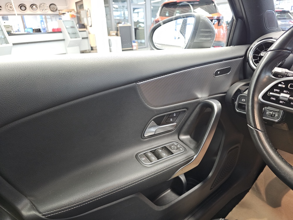 Mercedes-Benz A 200 bei Hoffmann Automobile in Wolfsburg kaufen und sofort mitnehmen - Bild 23