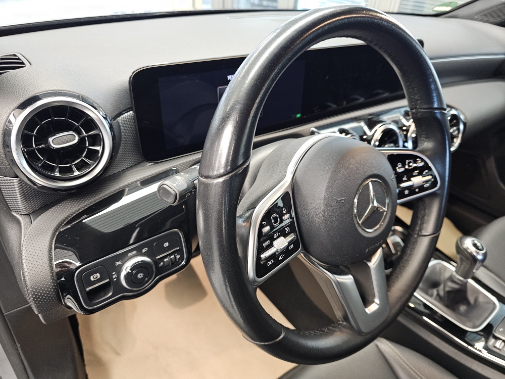 Mercedes-Benz A 200 bei Hoffmann Automobile in Wolfsburg kaufen und sofort mitnehmen - Bild 25