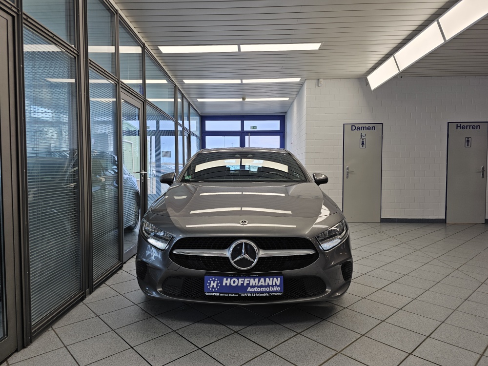 Mercedes-Benz A 200 bei Hoffmann Automobile in Wolfsburg kaufen und sofort mitnehmen - Bild 31
