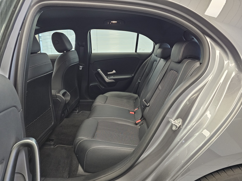 Mercedes-Benz A 200 bei Hoffmann Automobile in Wolfsburg kaufen und sofort mitnehmen - Bild 4