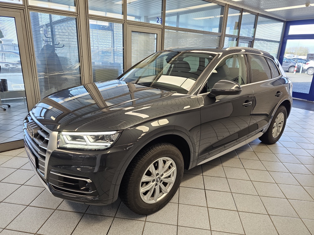 Audi Q5  für nur 26.700,- € bei Hoffmann Automobile in Wolfsburg kaufen und sofort mitnehmen