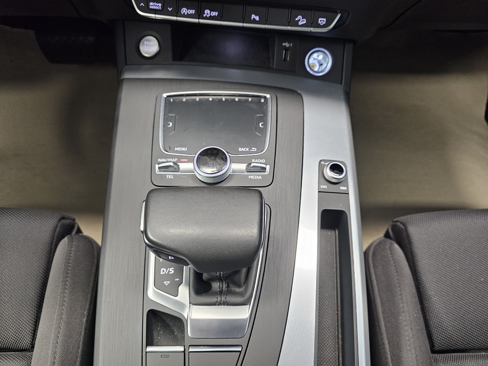 Audi Q5 bei Hoffmann Automobile in Wolfsburg kaufen und sofort mitnehmen - Bild 10