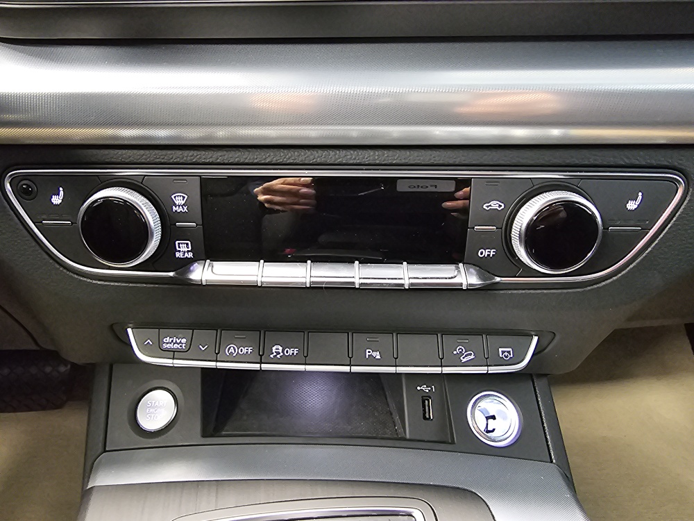 Audi Q5 bei Hoffmann Automobile in Wolfsburg kaufen und sofort mitnehmen - Bild 11