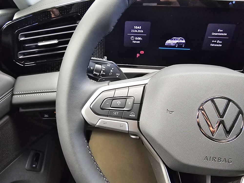 VW Tiguan bei Hoffmann Automobile in Wolfsburg kaufen und sofort mitnehmen - Bild 20
