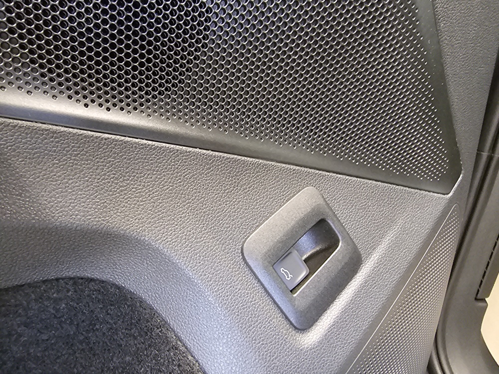 VW Tiguan bei Hoffmann Automobile in Wolfsburg kaufen und sofort mitnehmen - Bild 25