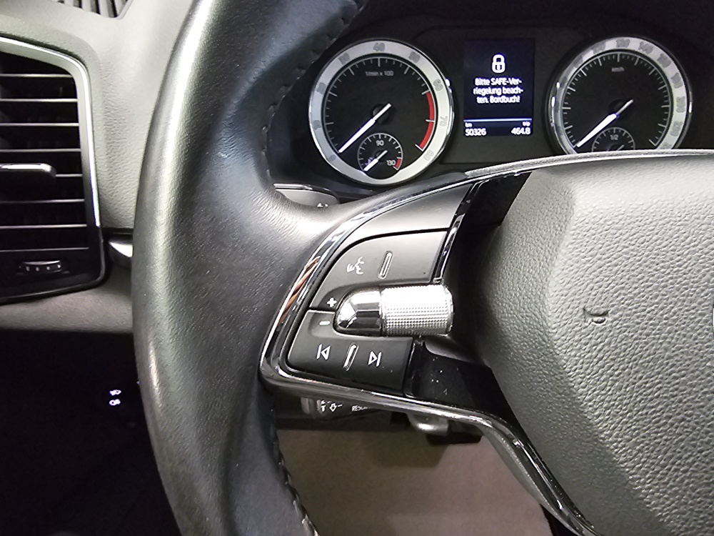 Skoda Karoq bei Hoffmann Automobile in Wolfsburg kaufen und sofort mitnehmen - Bild 21